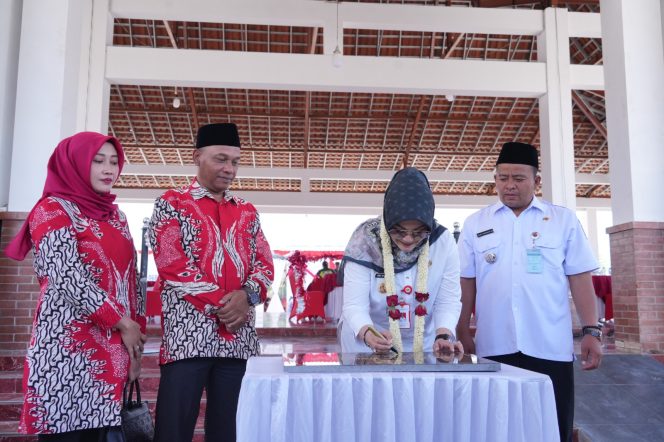 
 Bupati Klaten Resmikan Pendopo Desa Blanceran Di Acara Sambang Warga
