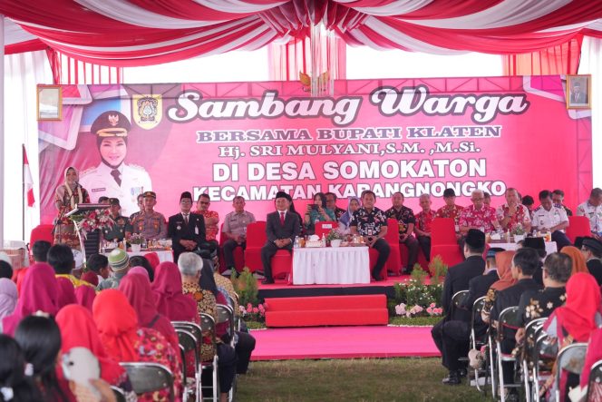 
 Sambang Warga,Dari Irigasi Hingga Kesenian di Desa Somokaton Jadi Perhatian Bupati