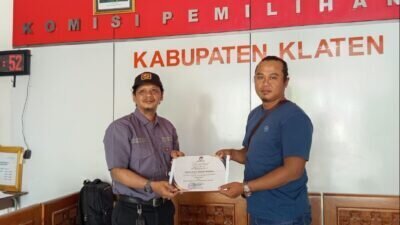 Yayasan Semar Rempah Nusantara Terima Sertifikat Akreditasi Pemantau Pemilihan dari KPUD Kabupaten Klaten