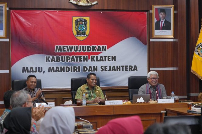 
 Monev Tahap III Keterbukaan Informasi Publik 2024 Pemkab Klaten Raih Nilai 99,75
