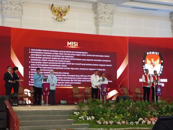 
 KPU Klaten Gelar Debat Kedua Cabup dan Wabup Klaten 2024 di GBK