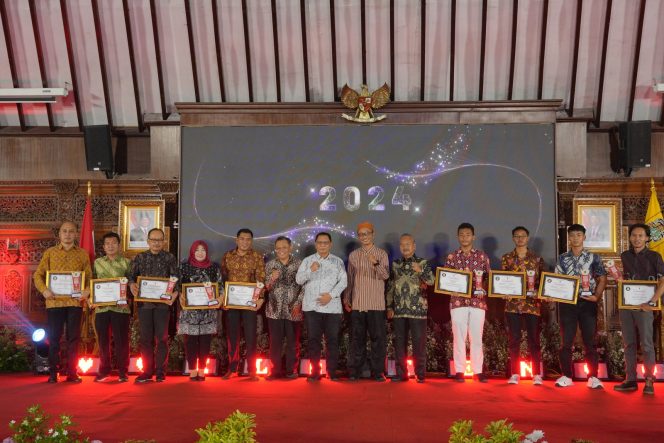 
 Sekolah Hingga Sanggar Seni Raih Penghargaan di Acara Klaten Innovation Award 2024