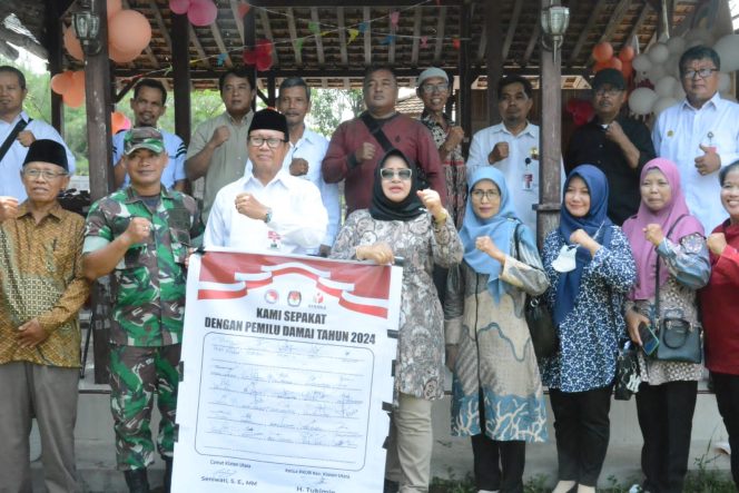 
 FKUB DAN PKUB SERTA TOKOH LINTAS AGAMA KLATEN UTARA SERUKAN PILKADA DAMAI DAN BERMARTABAT