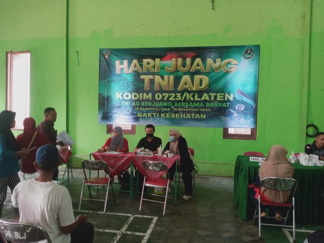 
 Hari Juang TNI AD, Kodim 0723 / Klaten Bersama Pemdes Bulurejo Lakukan Baksos Kesehatan dan Kebersihan Lingkungan