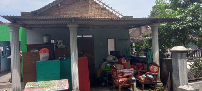 
 Mafia Rentenir Berkeliaran di Sukoharjo, Satu Keluarga Dipaksa Kosongkan Rumah