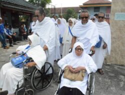 Praktik Manasik Haji KBIHU Arafah Untuk Mantapkan Calon Haji 2025