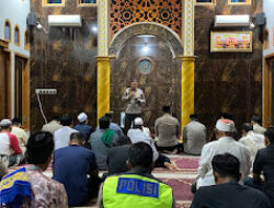 Polres Klaten Gelar Safari Ramadhan: Sholat Subuh, Kultum, Dan Bakti Sosial Untuk Kebersamaan