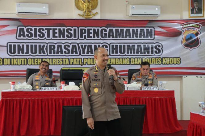
 Pendekatan Humanis Menjadi Prioritas Polresta Pati dalam Pengamanan Demonstrasi, Polda Jateng Lakukan Asistensi