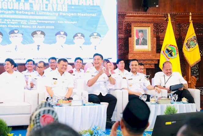 
 Bupati Klaten Paparkan Sejumlah Usulan Prioritas Pembangunan di Musrenbangwil Eks- Karisidenan Surakarta