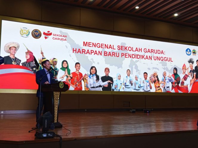 Menteri AHY dan Ahmad Luthfi Kenalkan Sekolah Garuda kepada SMK Pradita Dirgantara : Siapkan Generasi Emas 2045