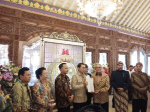 Konflik Internal Picu Perpecahan di  Keraton Kasunanan Surakarta, Penyerahan SK Menteri Kebudayaan Ricuh