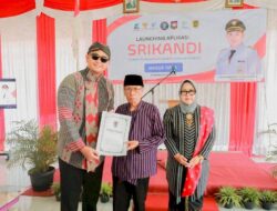 Bupati Hamenang Launching SRIKANDI Masuk Desa, Gantiwarno Jadi Pelopor Digitalisasi Administrasi